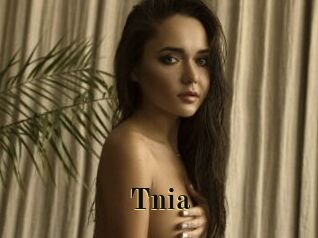 Tnia