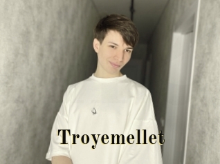 Troyemellet