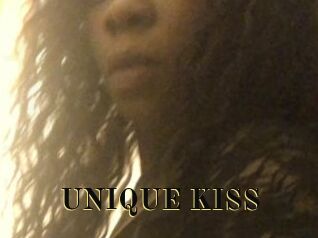 UNIQUE_KISS